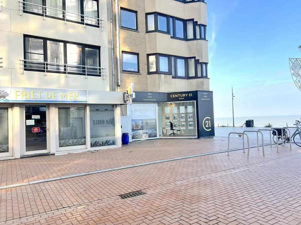 Property building, Summer
