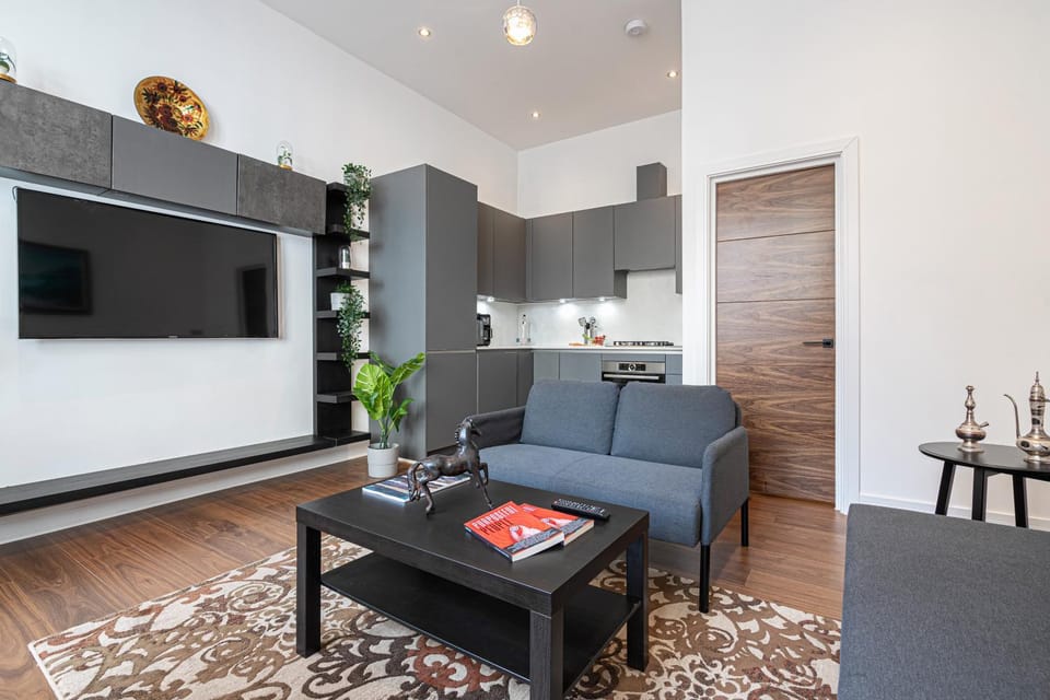 TV and multimedia, Kitchen or kitchenette, Living room