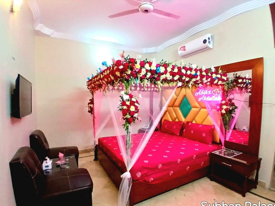 Karachi Family Guest House Bed and Breakfast in Karachi