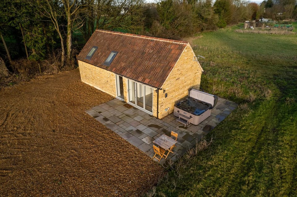 Eastcombe Barn House in England