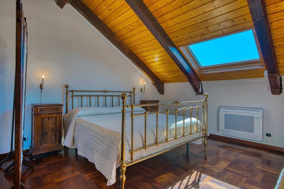 Villa Desiderio Elysia Penthouse with Vesuvius View Apartment in Campania