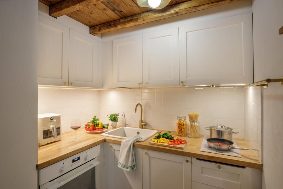 Jacuzzi - Centro Storico - Dolce Casa Mabi Apartment in Anguillara Sabazia