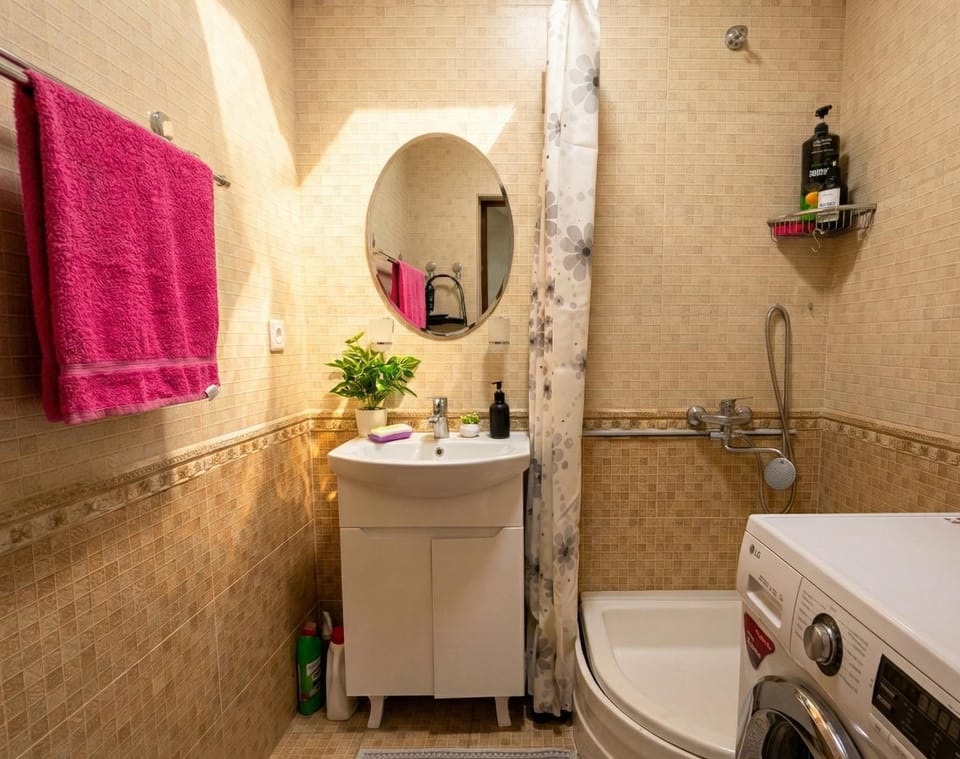 Shower, heating, internet, washing machine