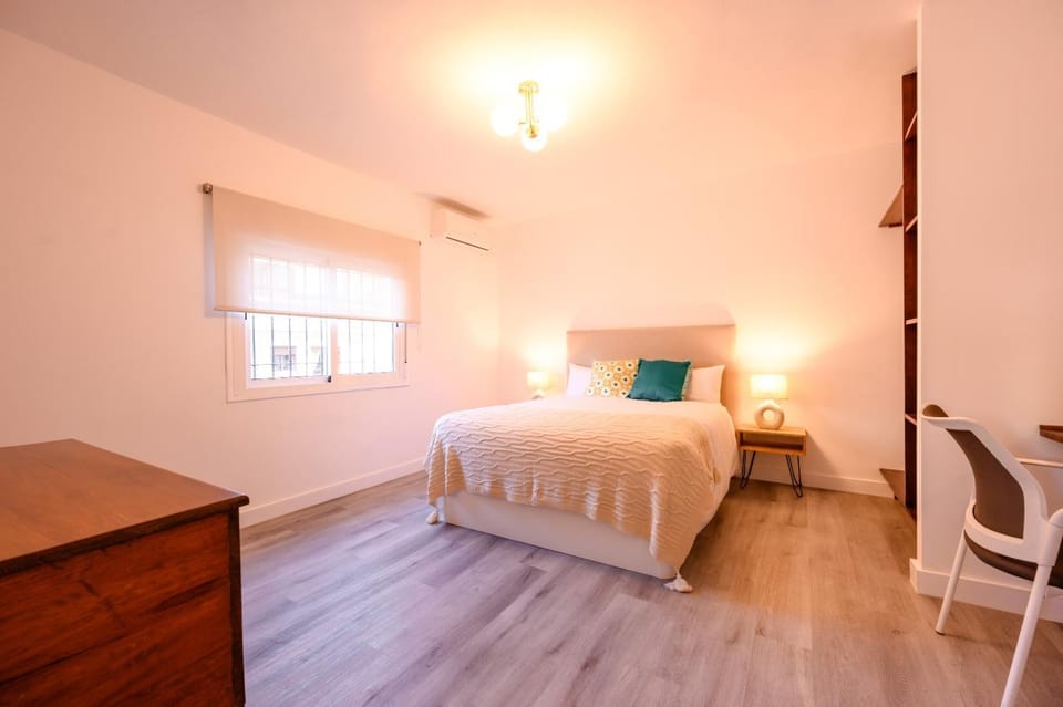 Bed, Photo of the whole room, Bedroom, heating, internet, internet, air conditioner, air conditioner