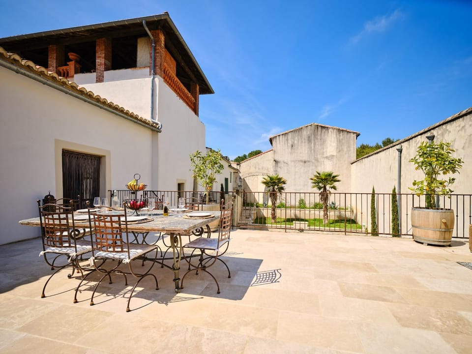 Patio, Swimming pool, Breakfast
