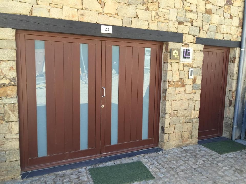 Property building, Facade/entrance, Off site