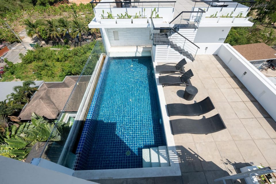 Day, Pool view, sunbed