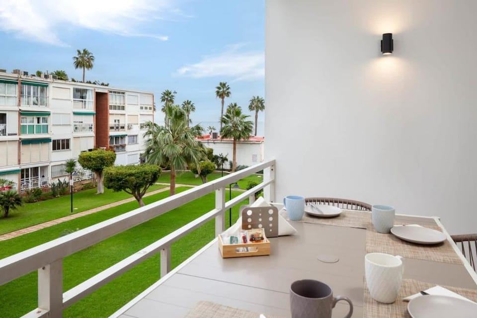 Garden and Pool in Benalmadena next to the beach Apartment in Benalmadena