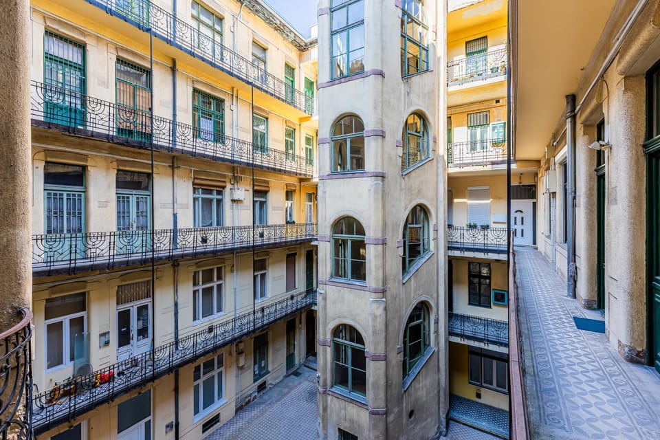 Inner courtyard view