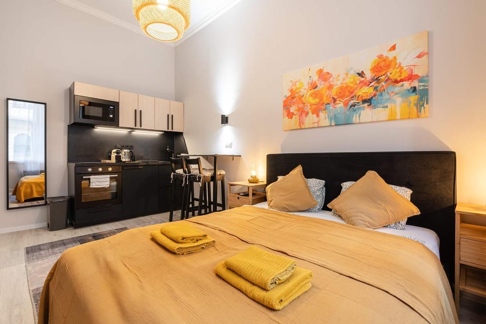 TV and multimedia, Coffee/tea facilities, Kitchen or kitchenette