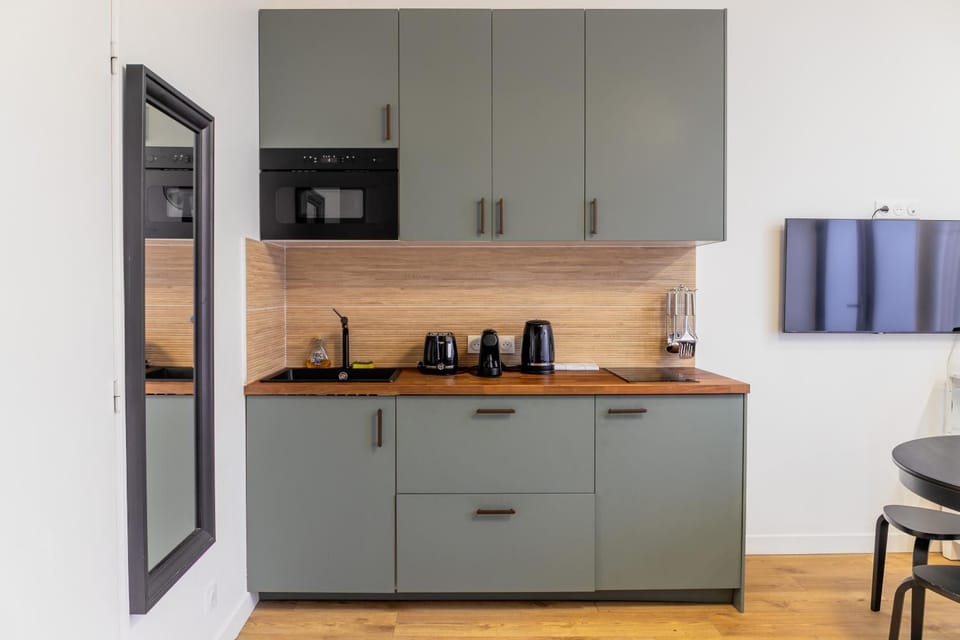 Coffee/tea facilities, Kitchen or kitchenette
