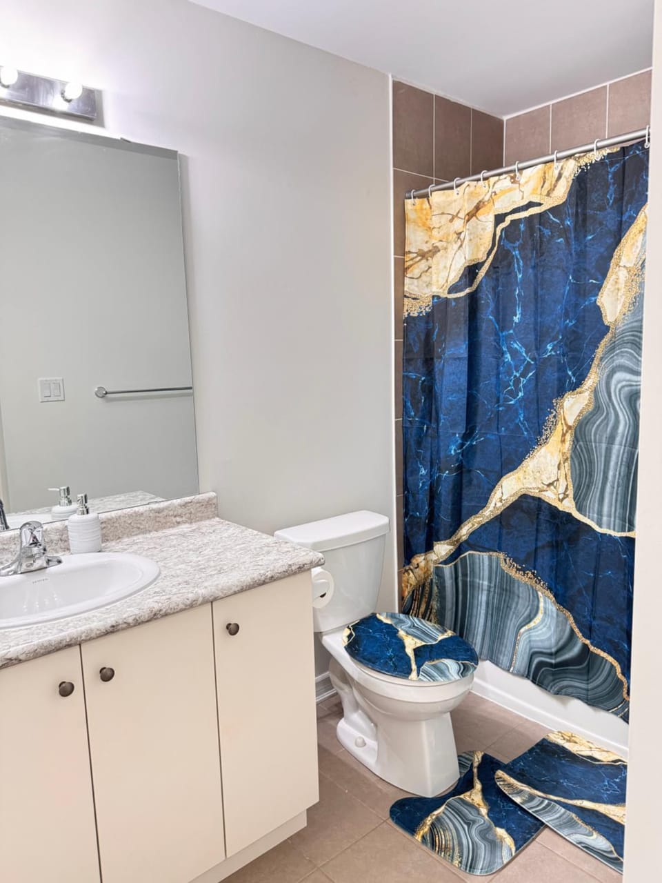 Shower, Toilet, Bathroom, Bath