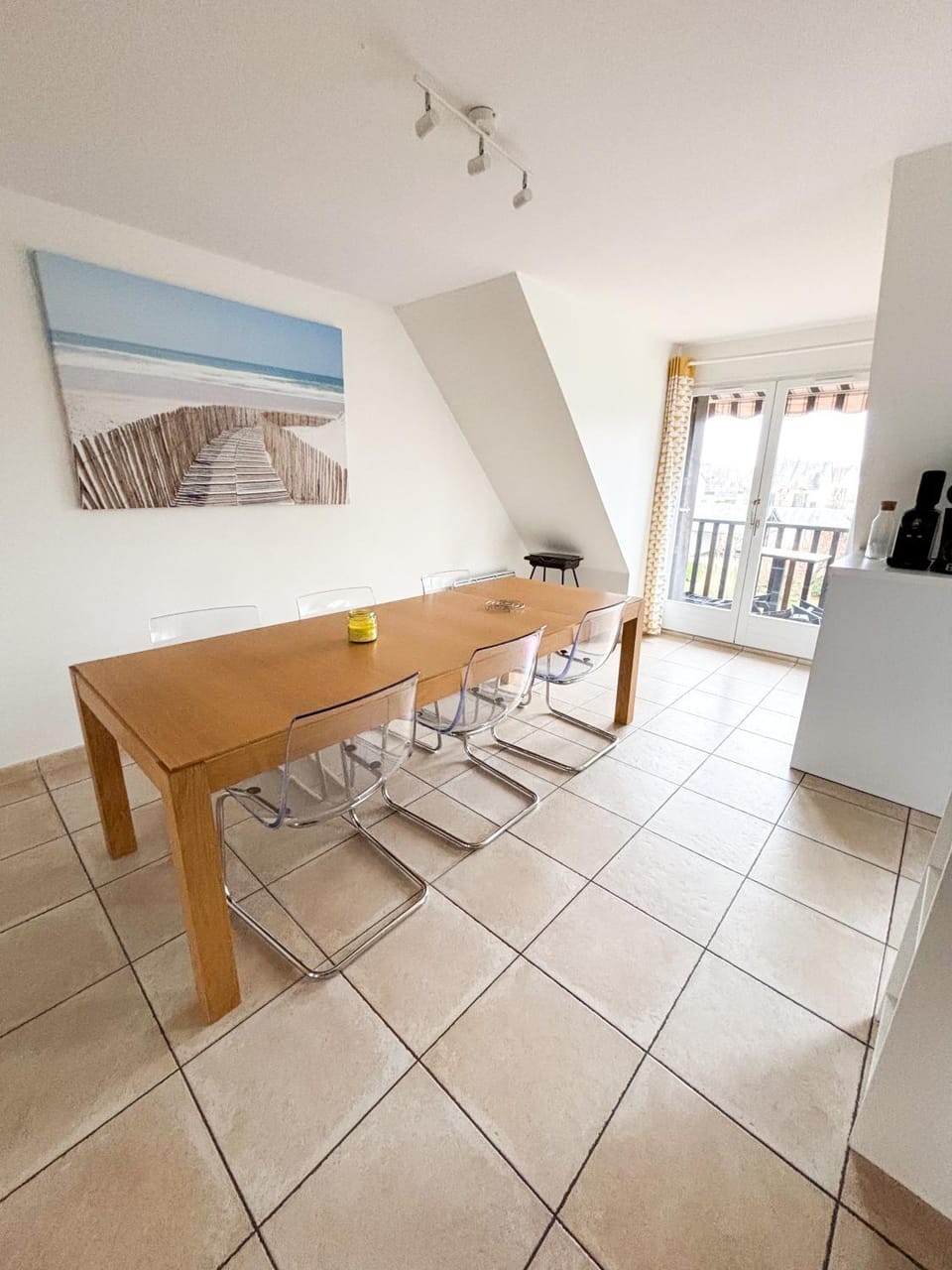 Balcony/Terrace, Kitchen or kitchenette, Living room, Seating area, Dining area
