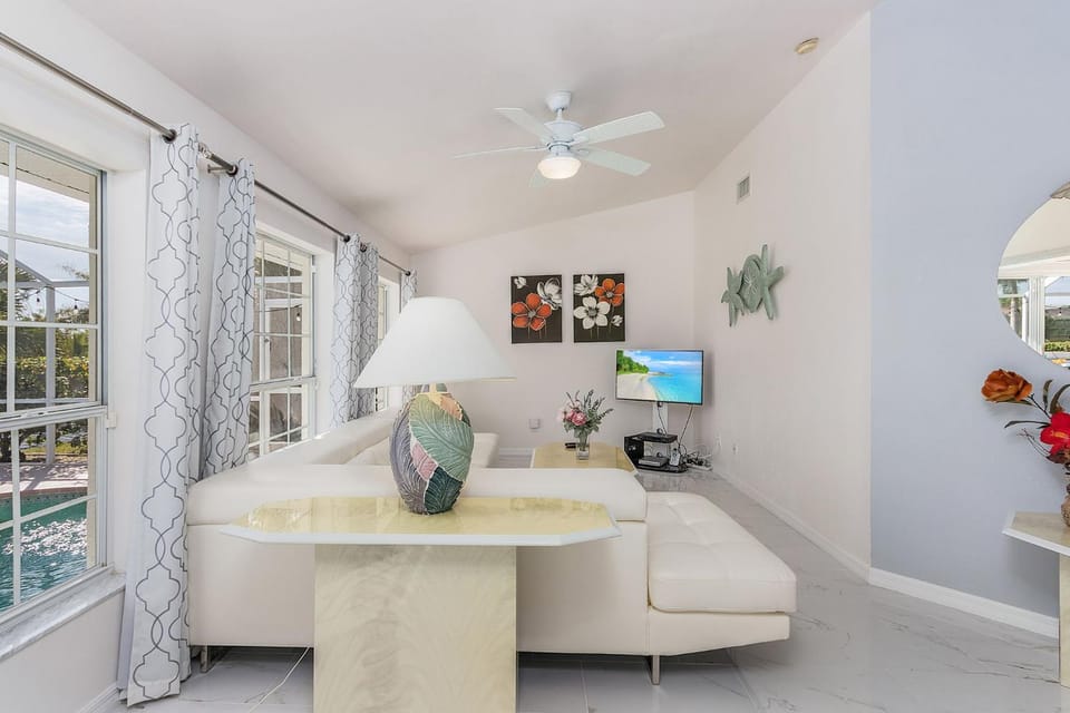 Pet friendly villa w/direct Gulf access & pool table! Villa Christylee - SWFL Rentals Villa in Cape Coral