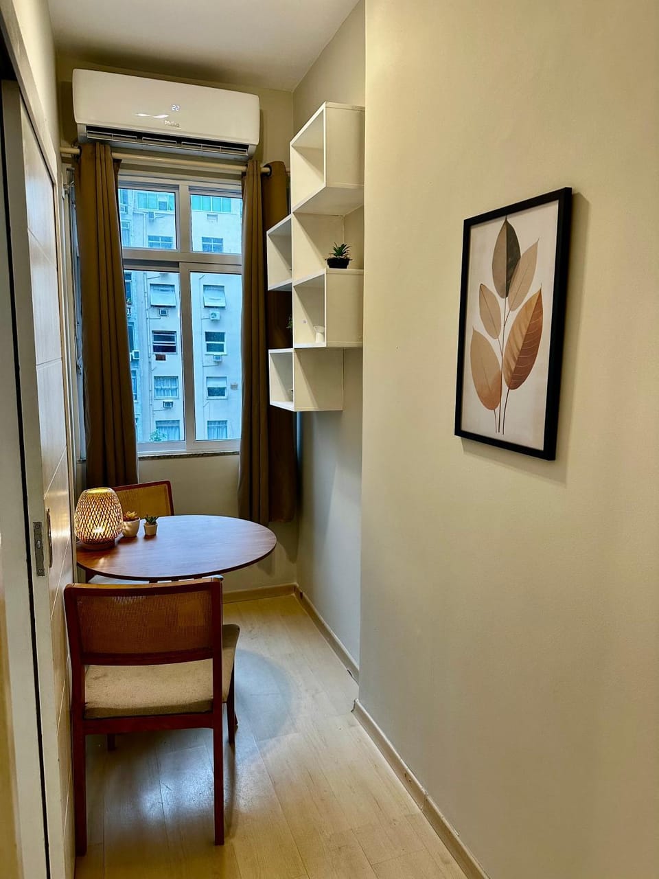 Apartamento 400 metros da Praia de Copacabana – Conforto e Localização Perfeita Apartment in Rio de Janeiro