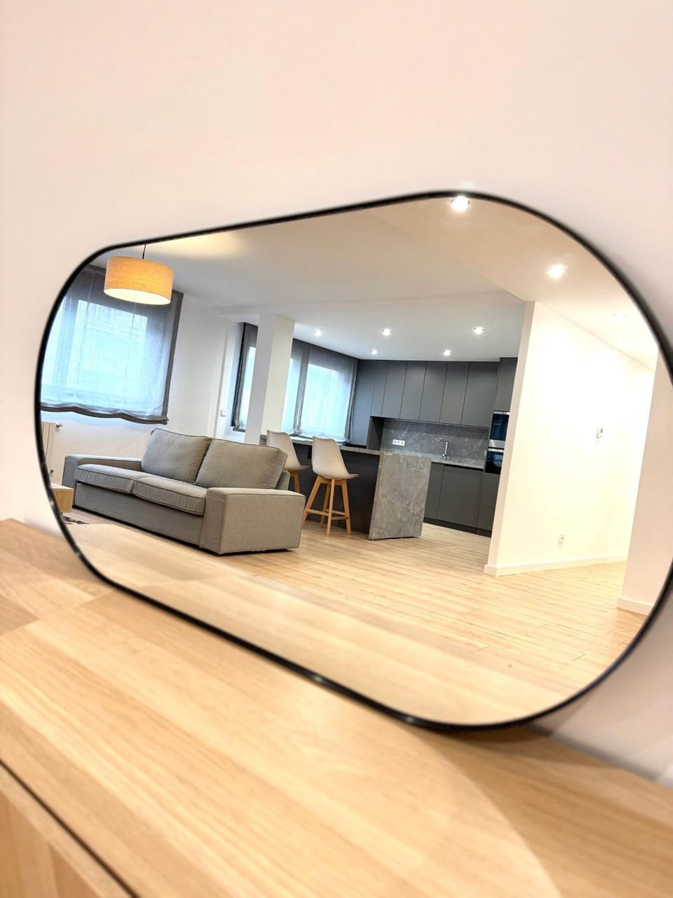 Kitchen or kitchenette, Living room