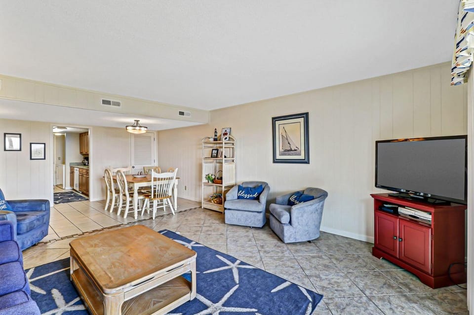 Ocean Club Villa 41 House in South Forest Beach