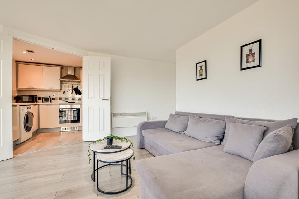 New Stylish City Apartment free parking sleeps 5 or 6 Apartment in Salford