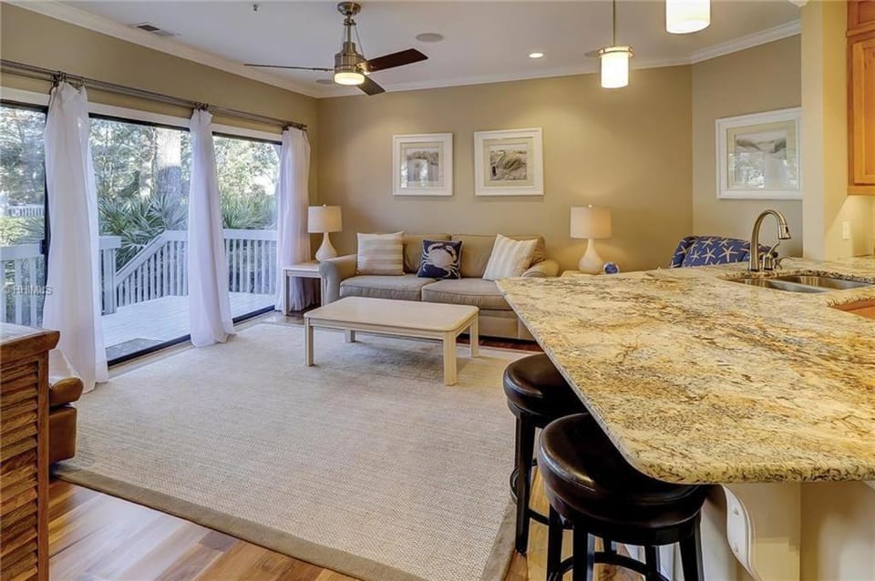 Ocean Breeze Villa 11 House in South Forest Beach