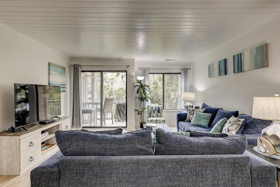 Courtside Villa 23 House in South Forest Beach