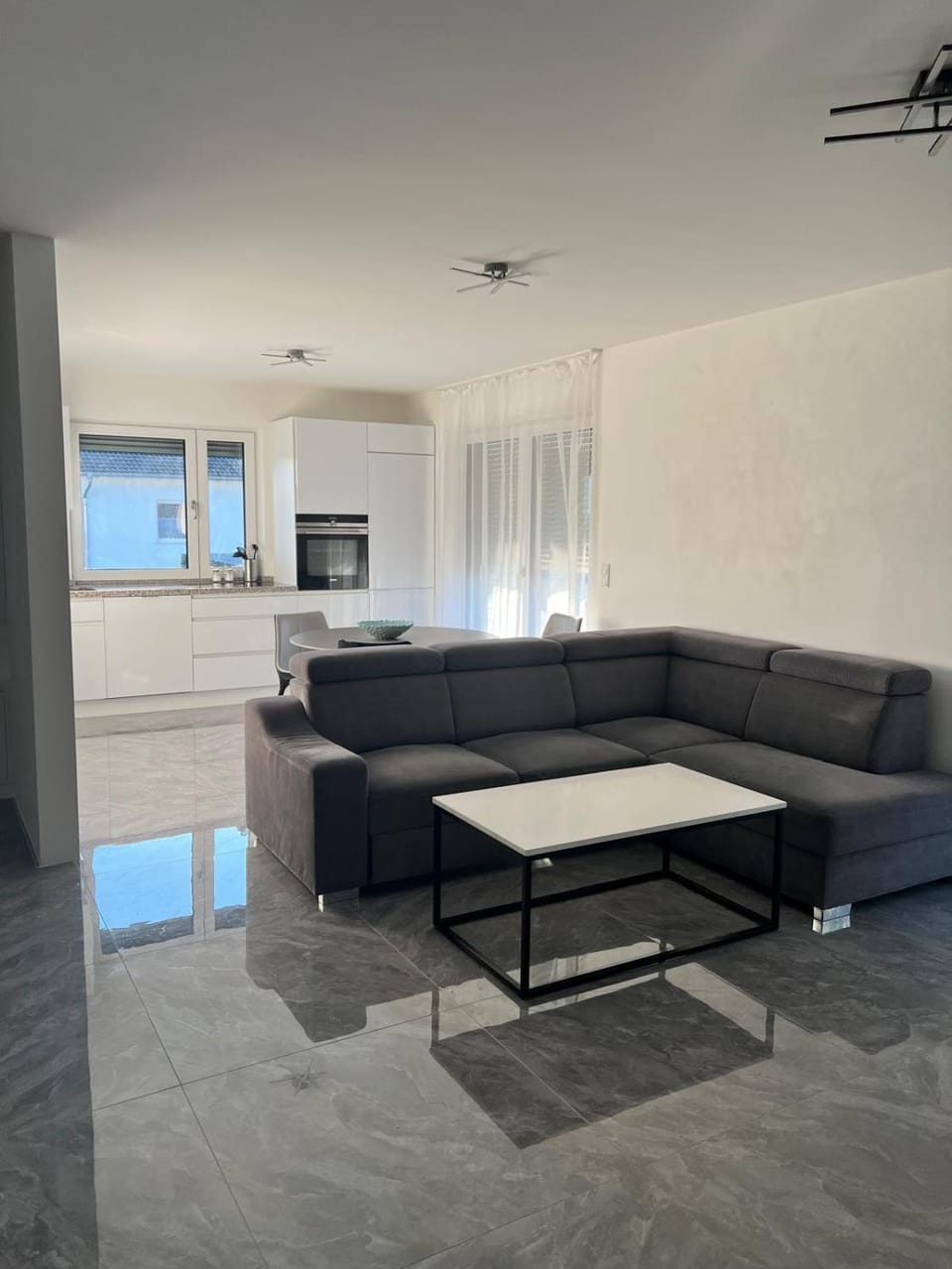 Kitchen or kitchenette, Living room, Seating area