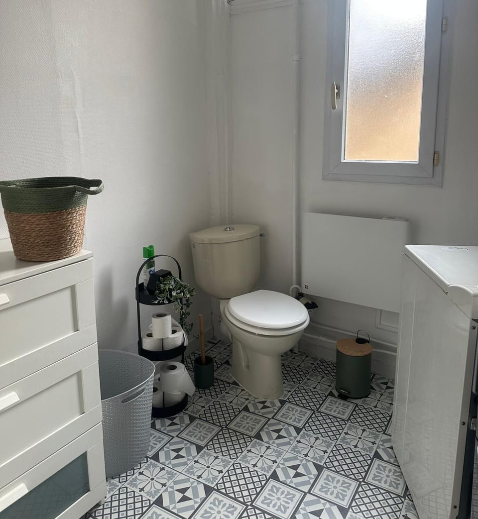 L'antre du Félin Apartment in Vanves