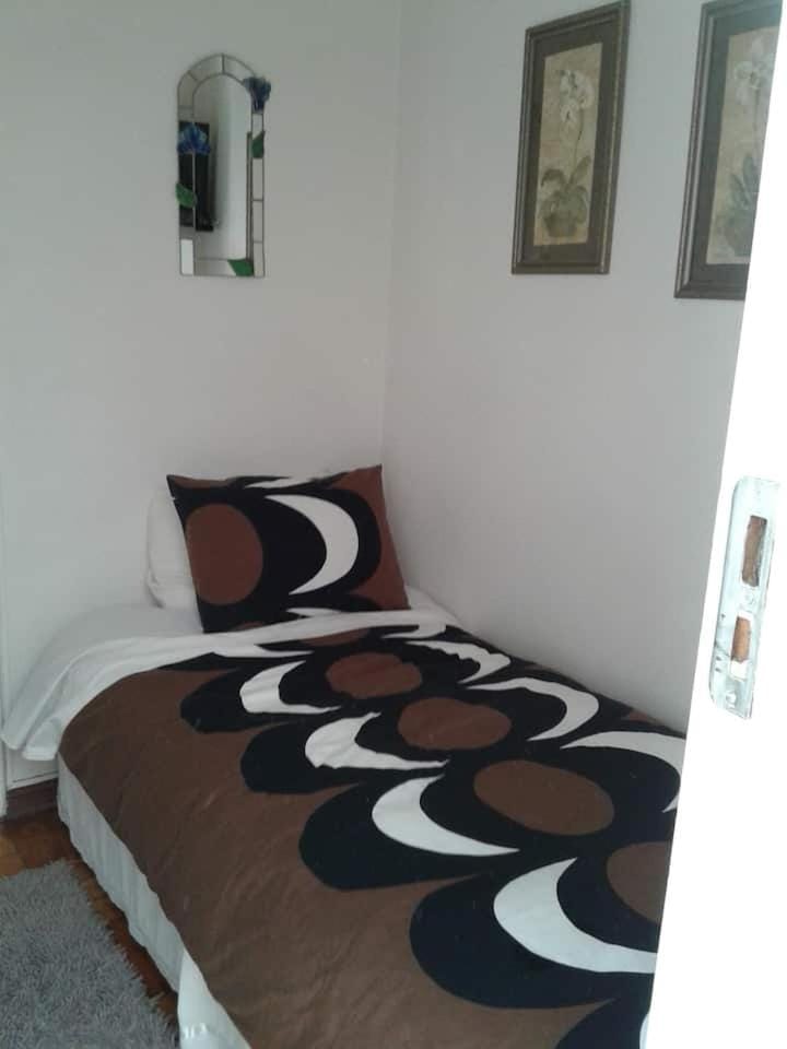 Mi habitación privada con baño Vacation rental in Providencia