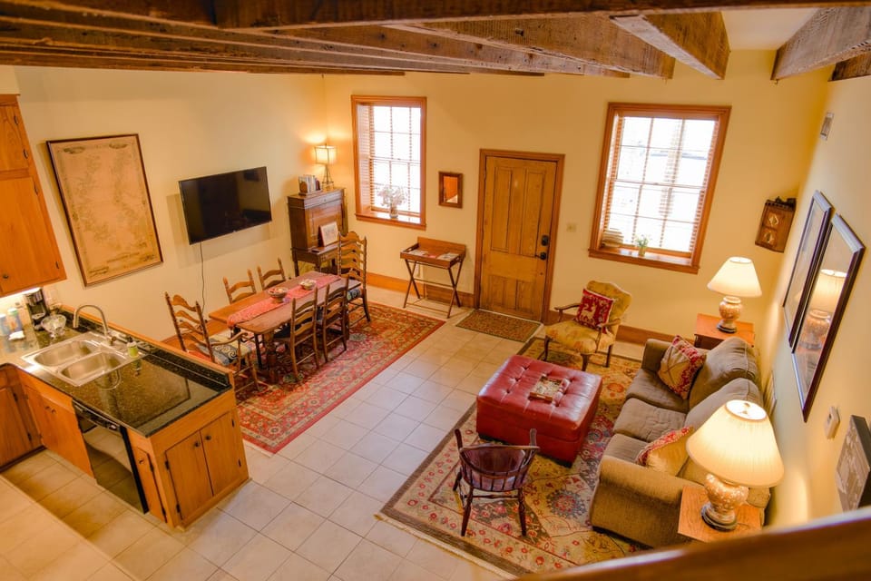 Cotton Alley, Charming 2 Bedroom Retreat in Historic Natchez House in Natchez