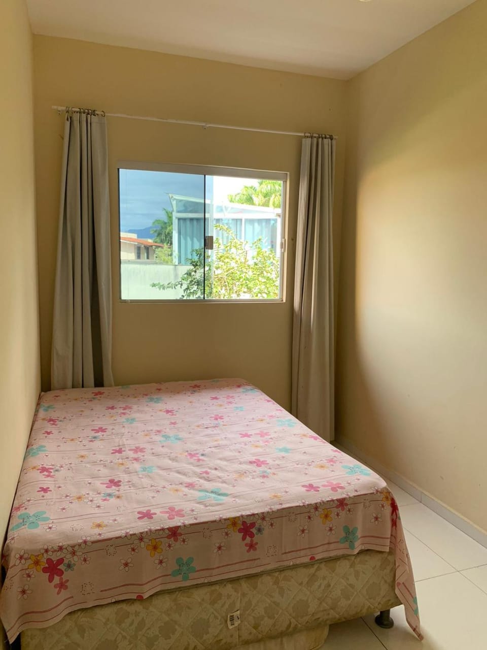 Flat Jardim Aruan House in Caraguatatuba