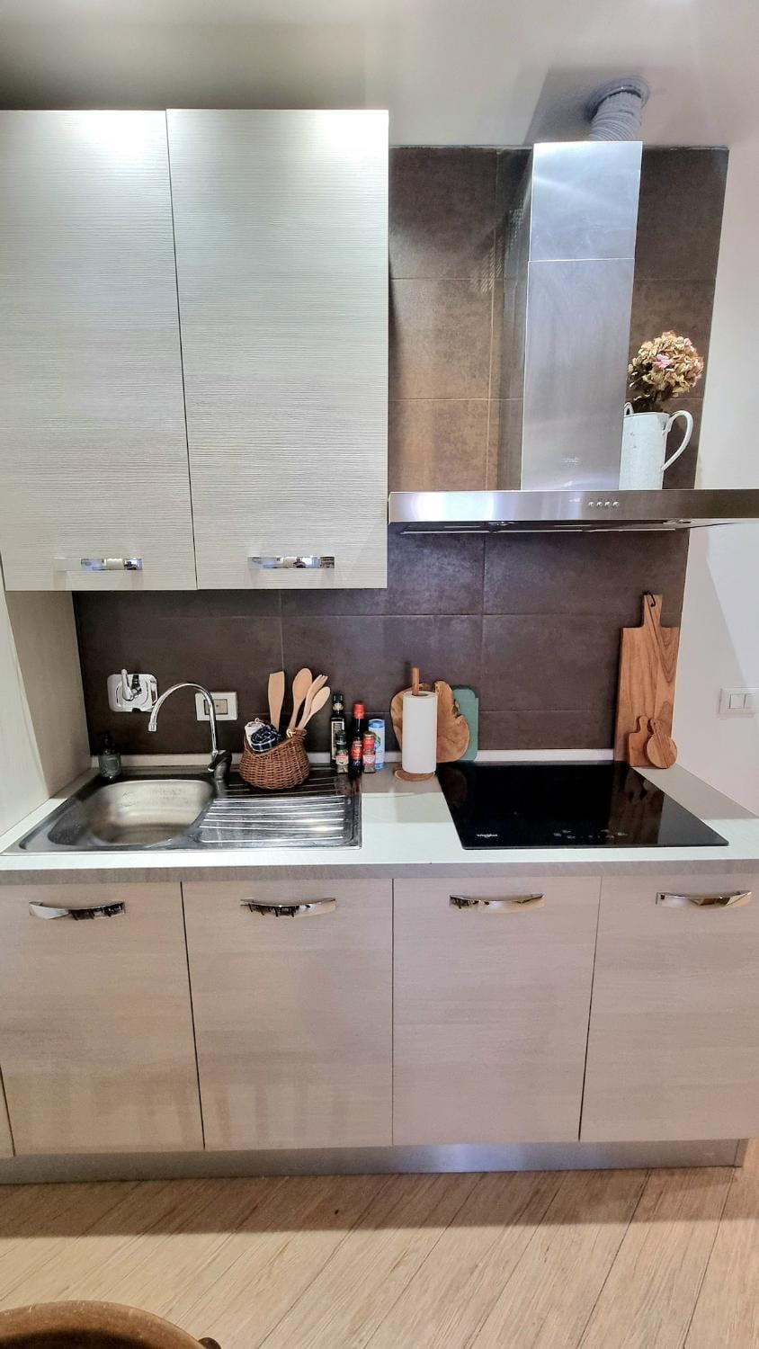 Kitchen or kitchenette