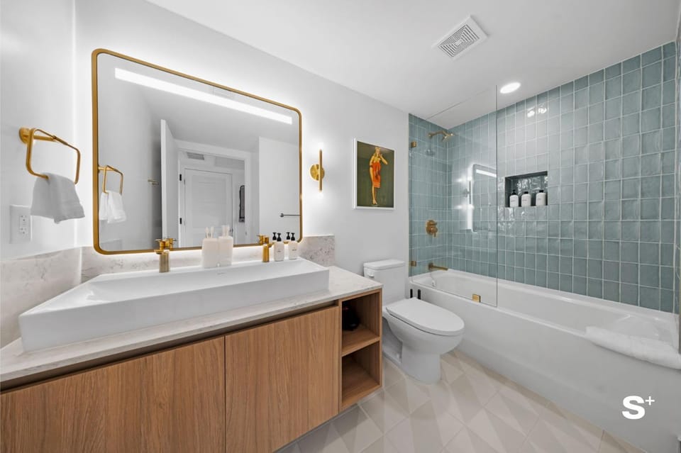 Chic & Cozy Downtown Studio - City Views Apartment in Miami
