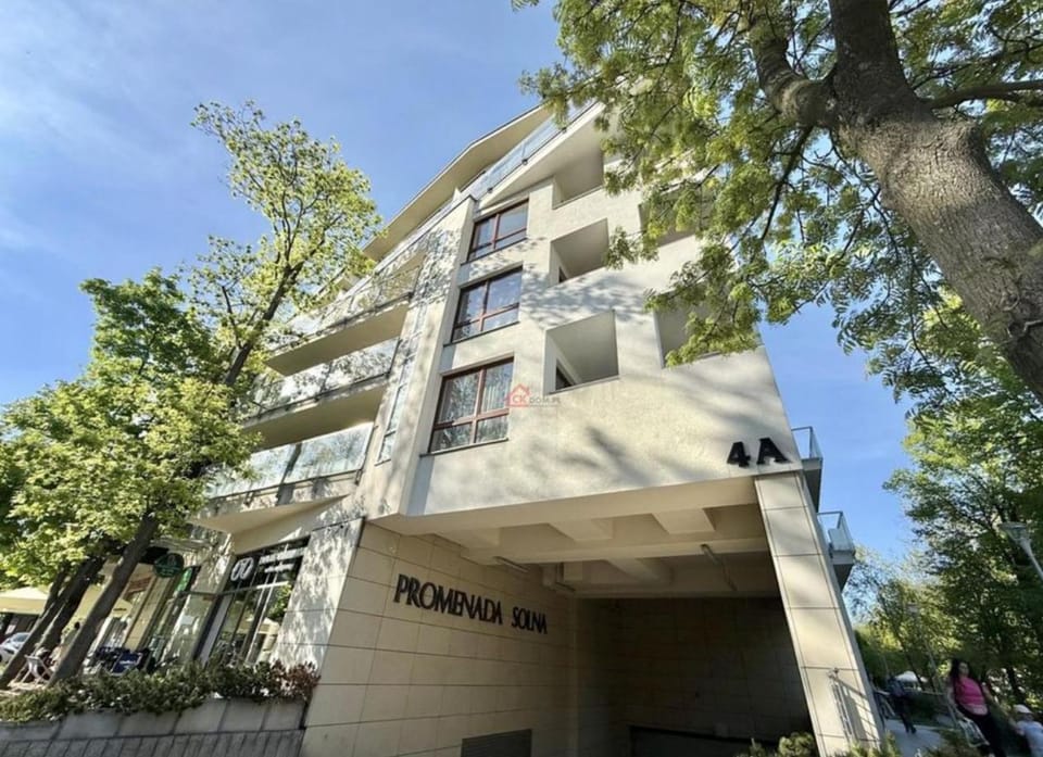 Apartamenty U Marynarza PROMENADA SOLNA 4A -Centrum Ścisłe Deptak ,Park -Garaż Podziemny-Best Restaurants in the Apartment-FAK VAT Apartment in Poland