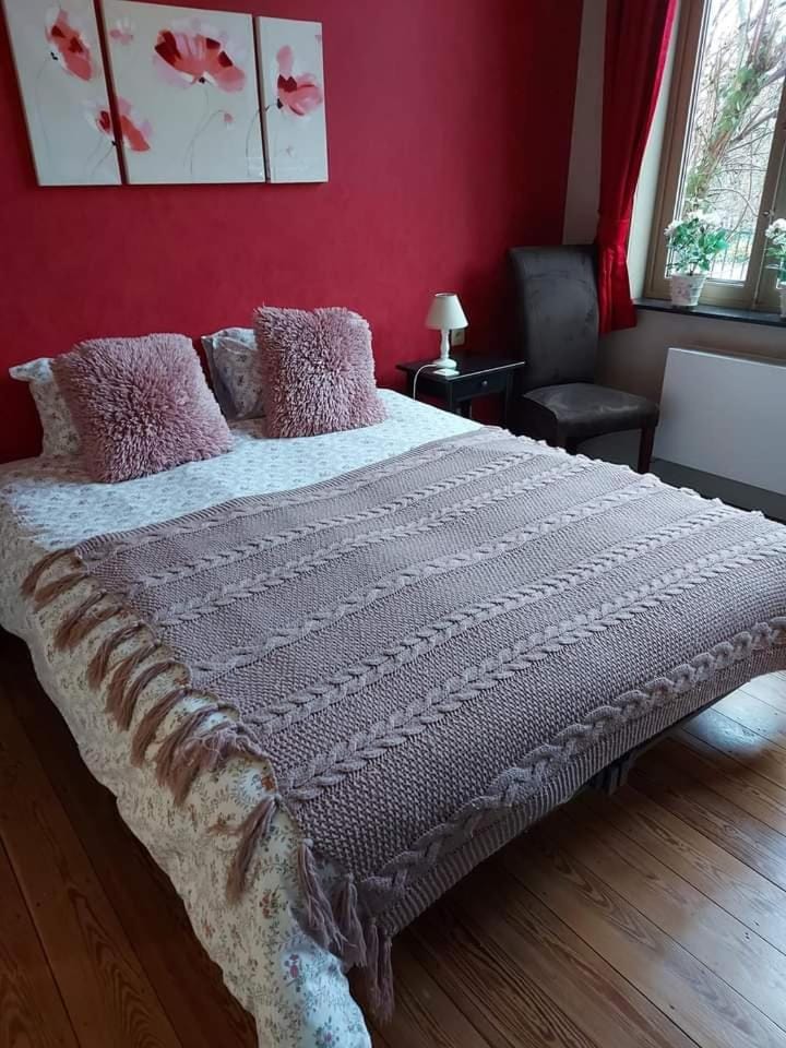 B&B Le Notaire Bed and Breakfast in Wallonia, Belgium