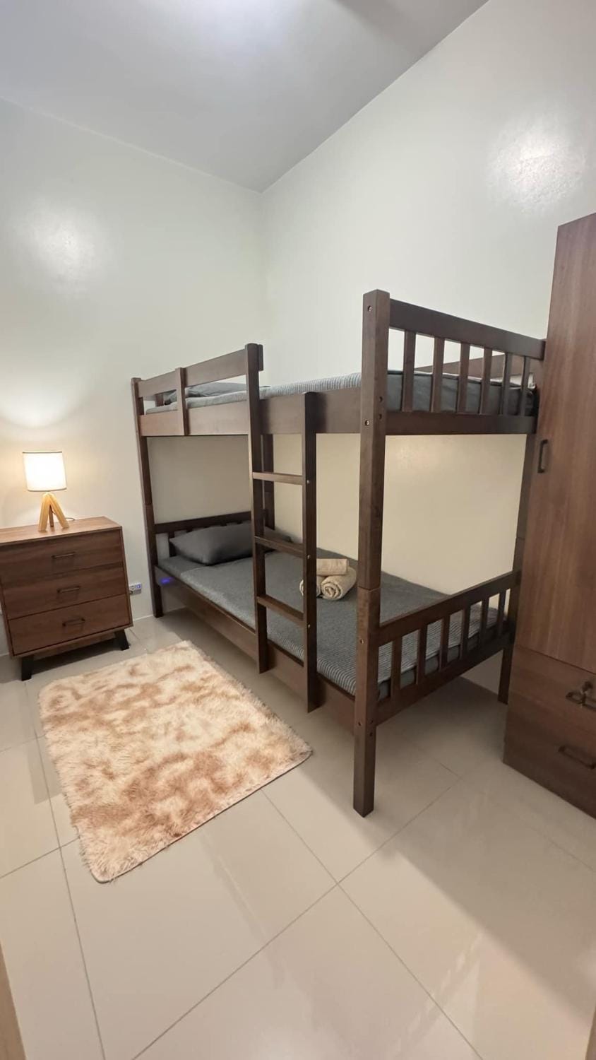 E&T Staycation 2BR Condo with Balcony at Vine Residences Novaliches Apartment in Quezon City