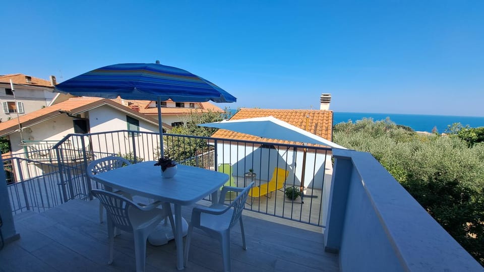 Property building, View (from property/room), Balcony/Terrace, Sea view