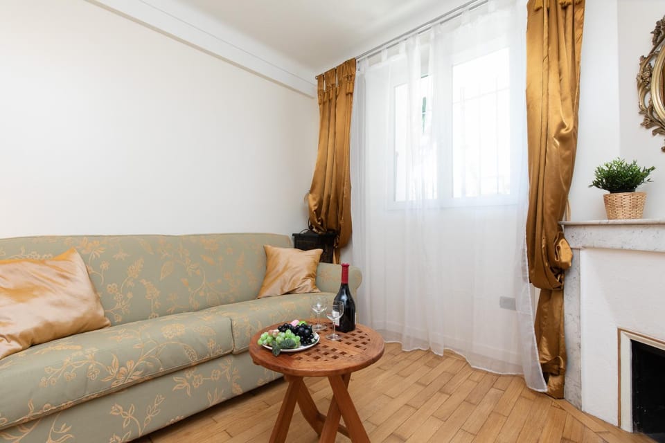 Pelige 3 YourHostHelper Apartment in Cannes
