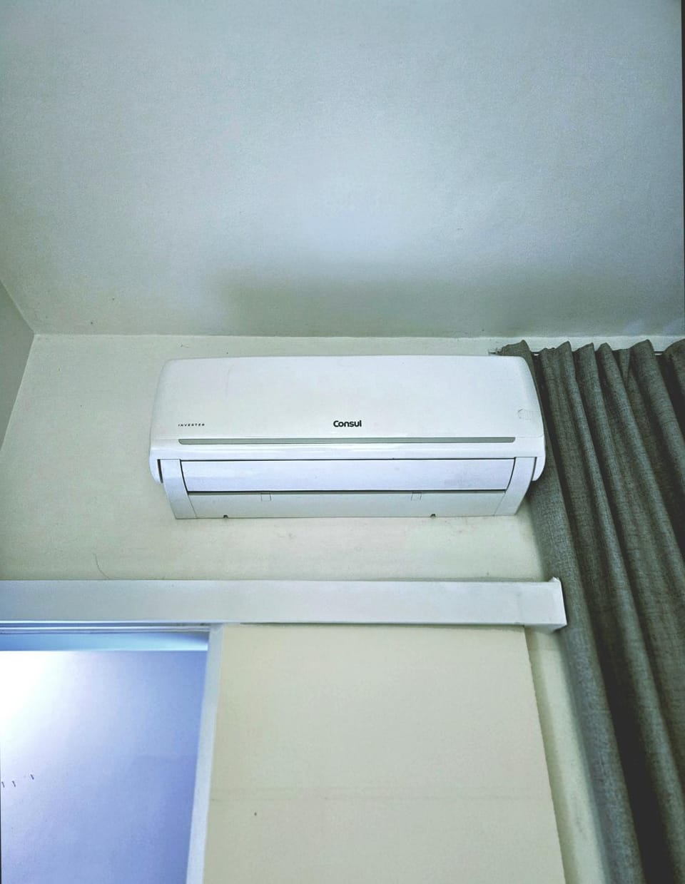 air conditioner, air conditioner
