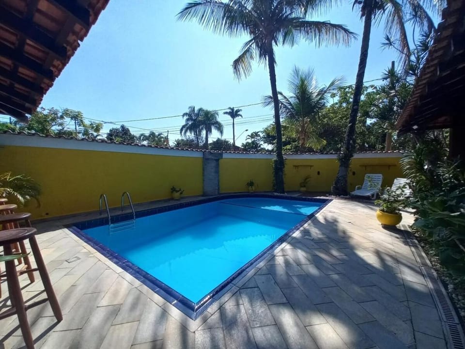 Linda Casa de Alto Padrão 500mts Praia Enseada House in State of São Paulo