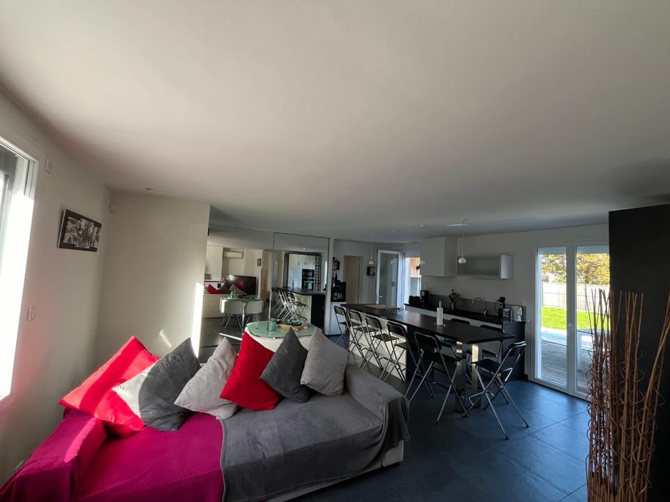 Maison famille avec piscine, Wi-Fi et parking à Gujan-Mestras - FR-1-319-583 House in Gujan-Mestras