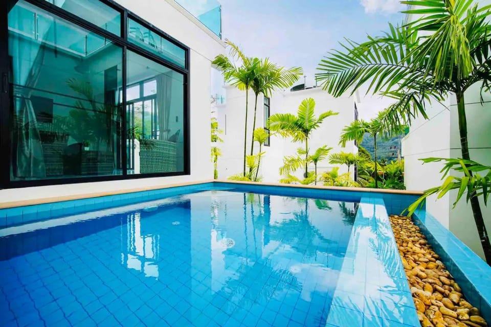 Pool view, Swimming pool