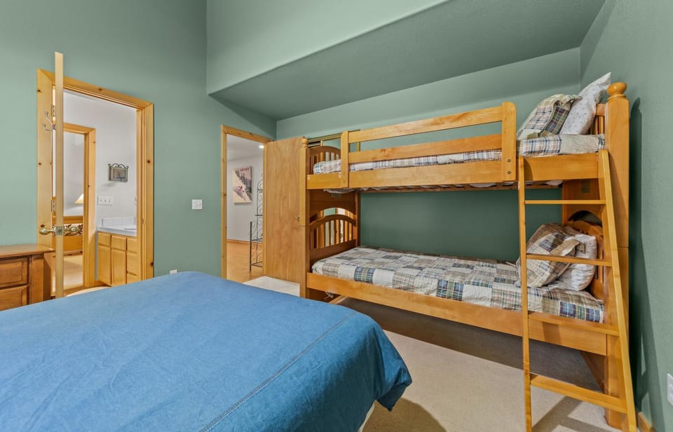 bunk bed