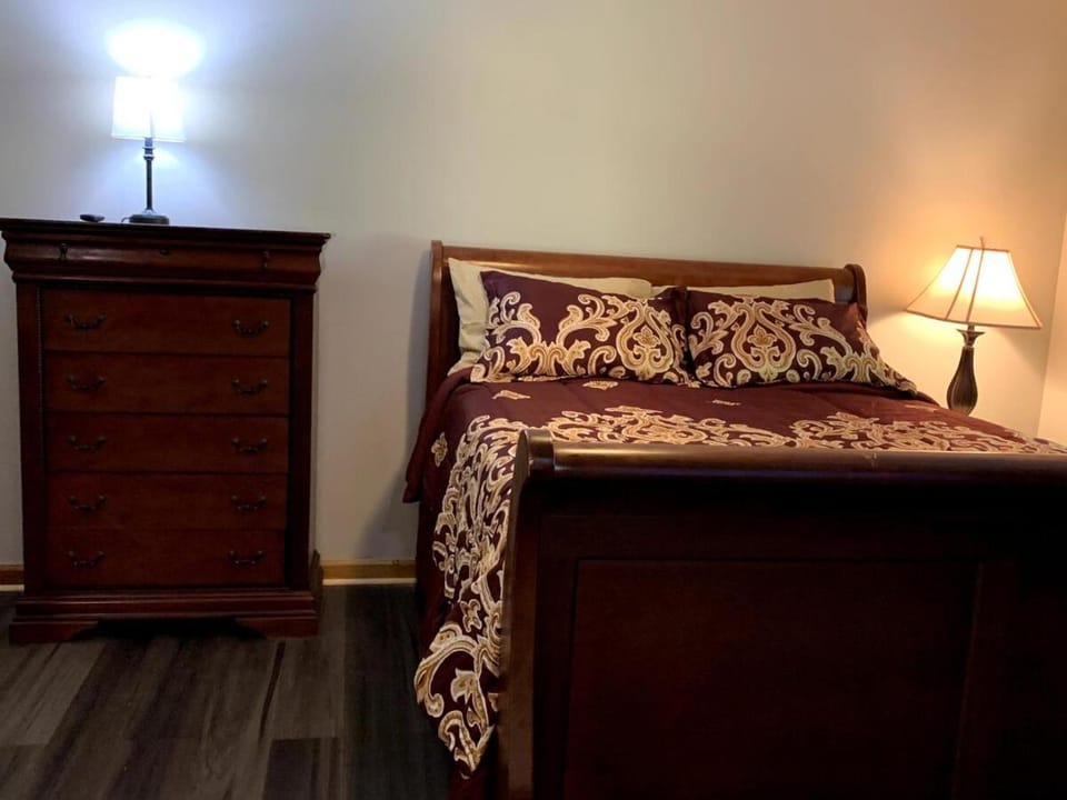 Bed, Bedroom