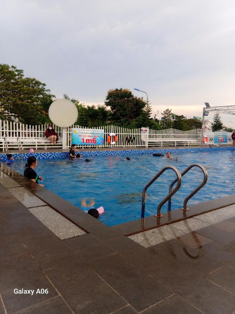 Day, People, Swimming pool, Swimming pool, group of guests