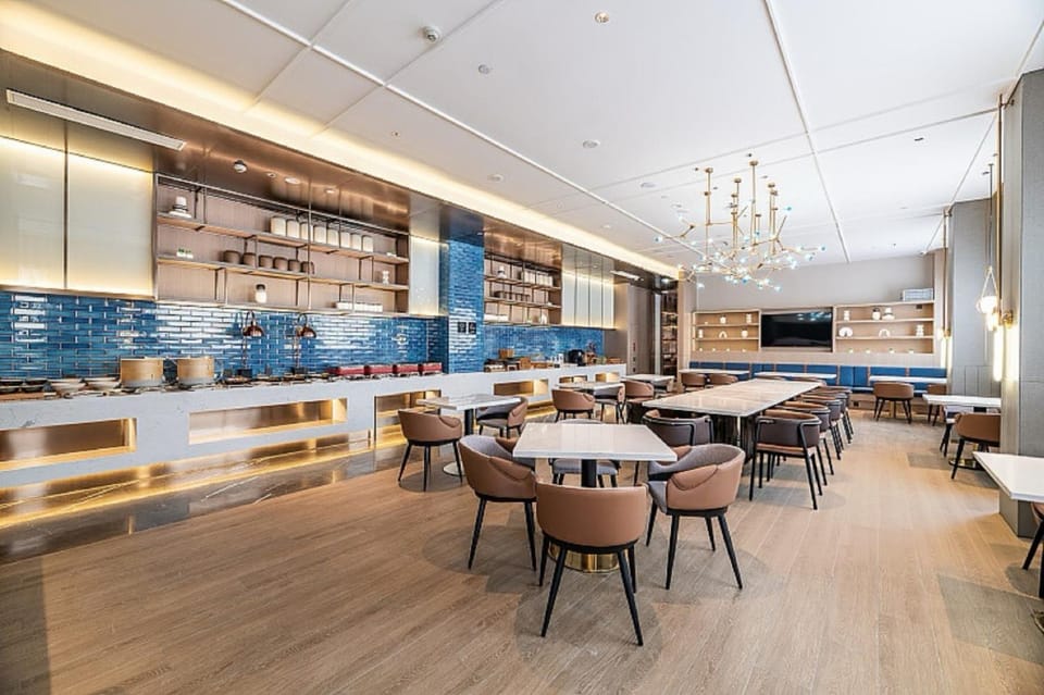 Ruilan Courtyard-Cloud City View Light Hotel Guangzhou Panyu Branch-Canton Fair Hotel in Guangzhou