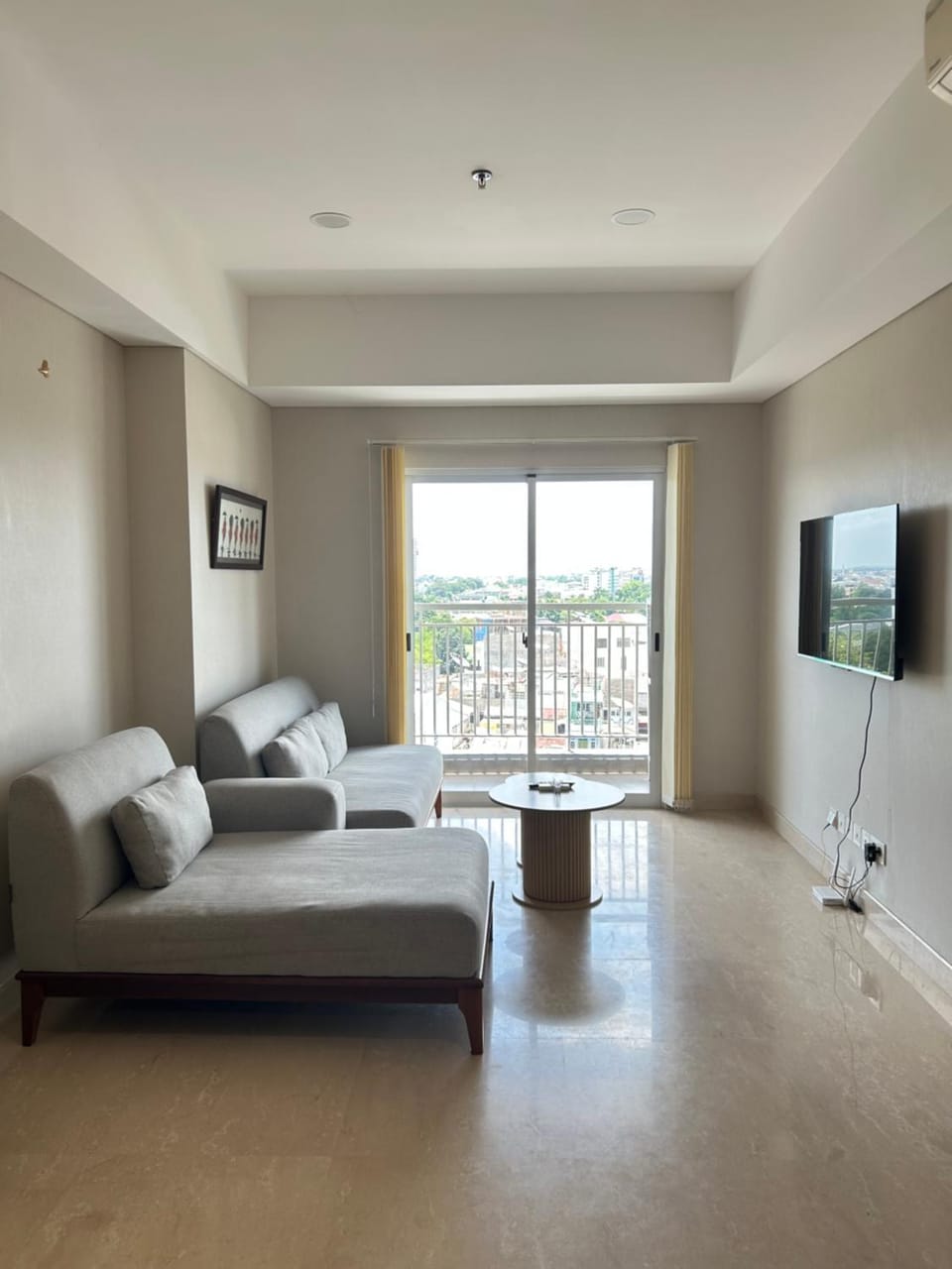 Communal lounge/ TV room, TV and multimedia, View (from property/room), Balcony/Terrace, Living room, Seating area