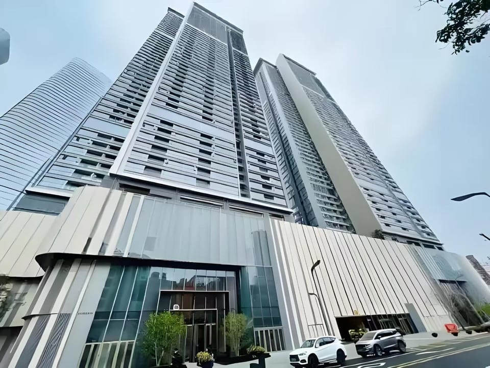 Property building, Location