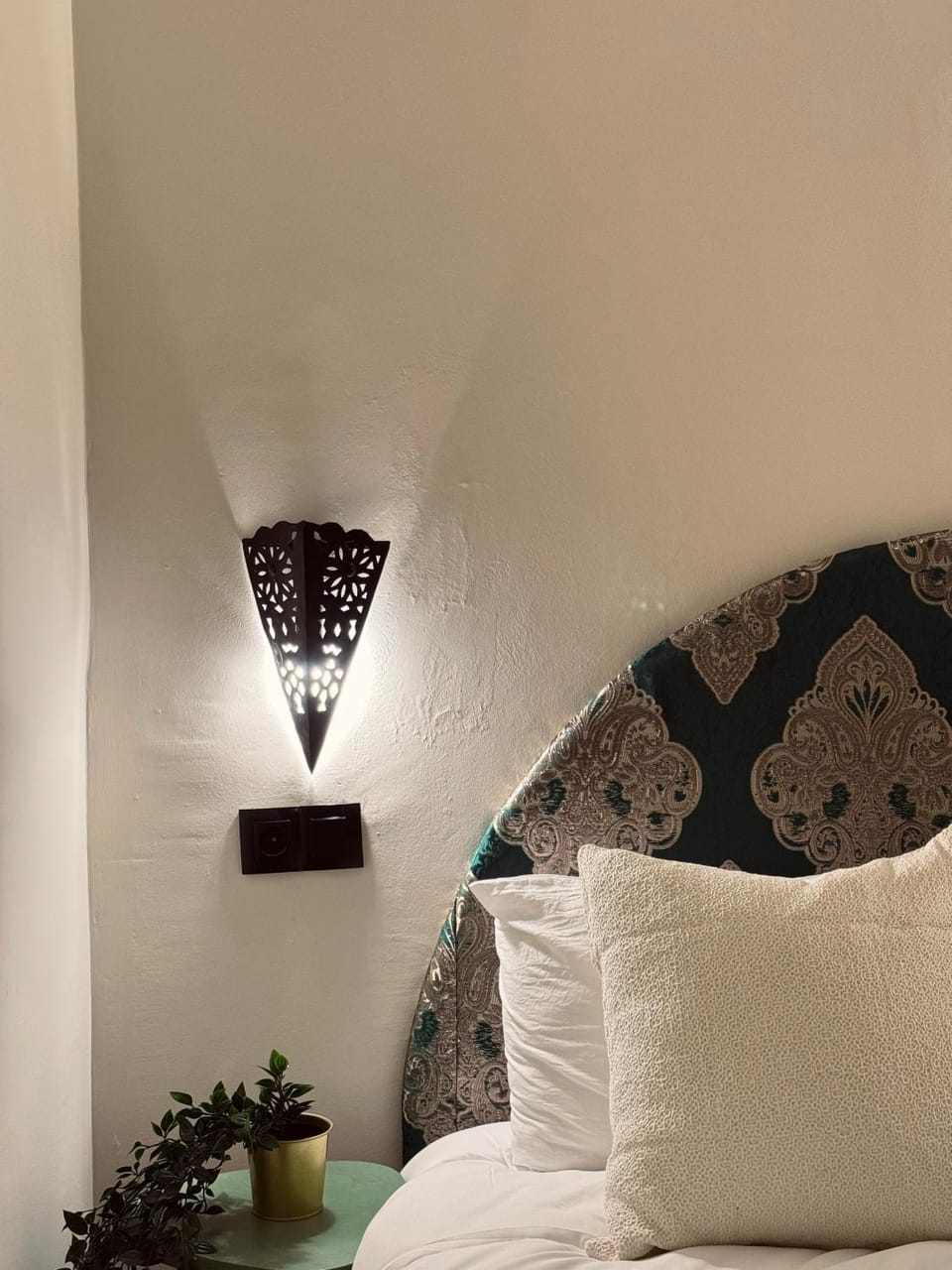 Big Apartment in Central Medina 2BR ,view and Jacuzzi Tetouan Apartment in Tangier-Tétouan-Al Hoceima