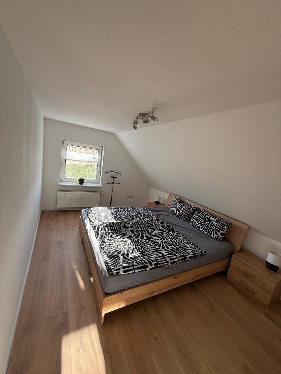 Property building, Living room, Bedroom