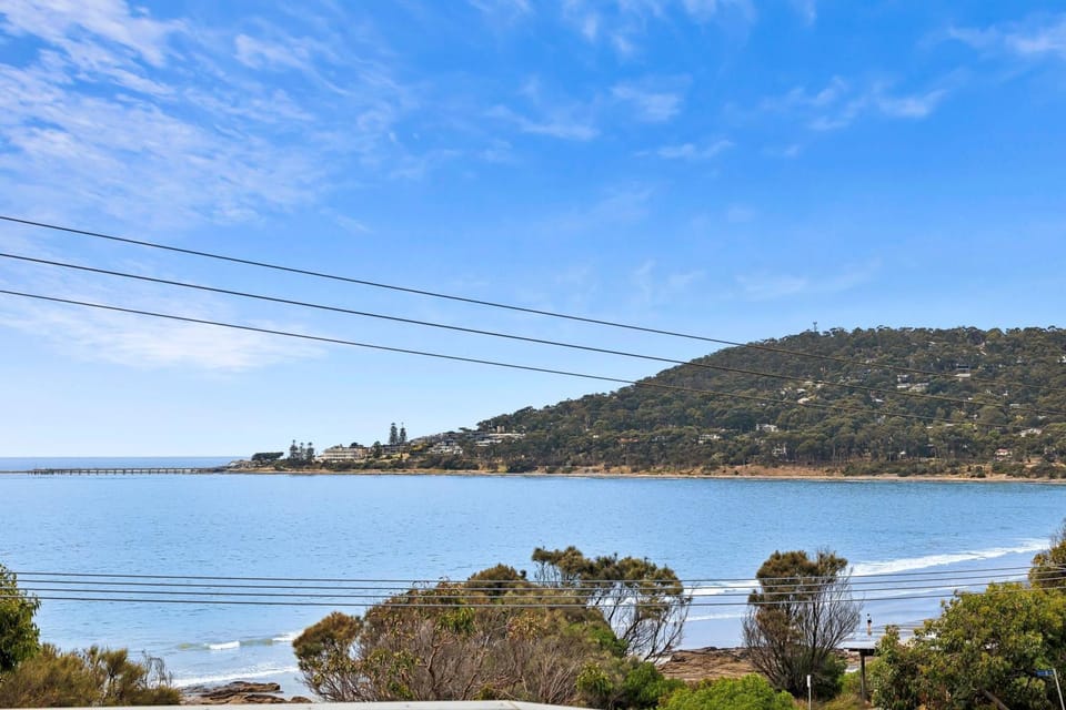 Beachfront 63 House in Lorne