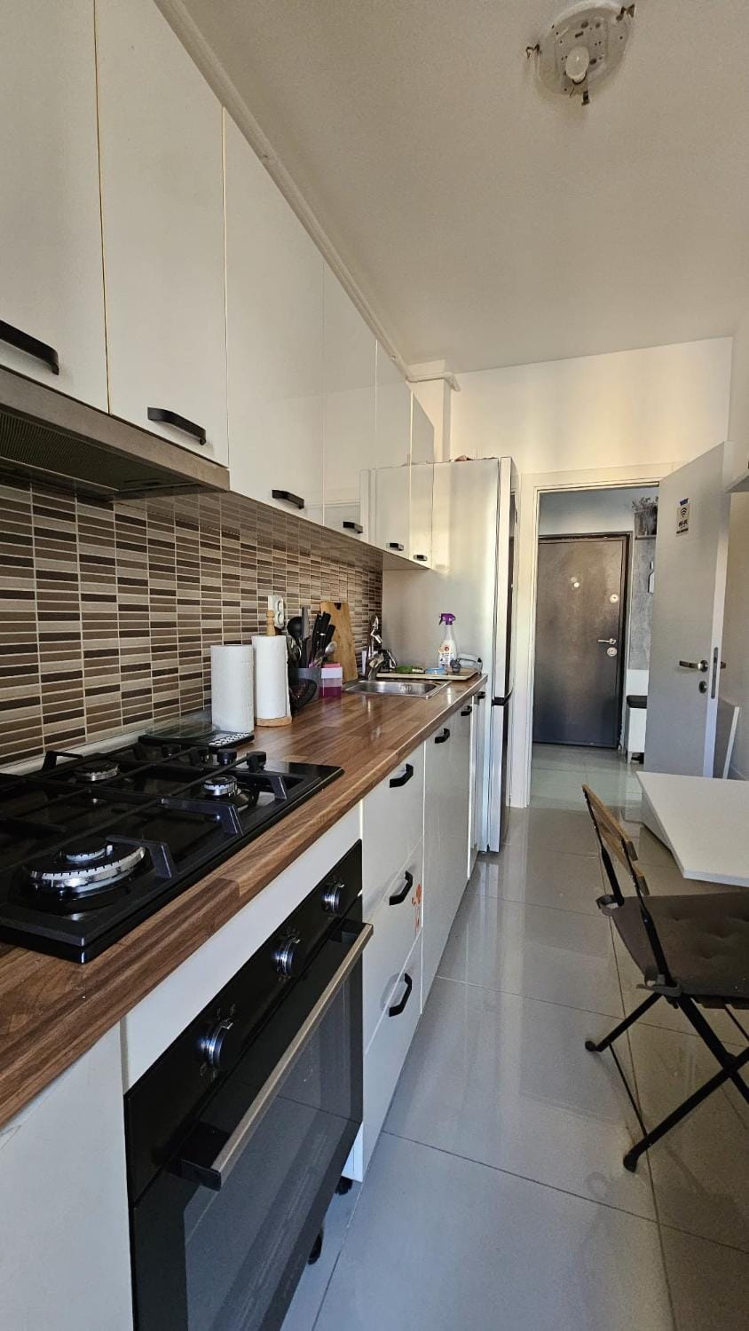Kitchen or kitchenette, Dining area, oven, pet friendly, stove